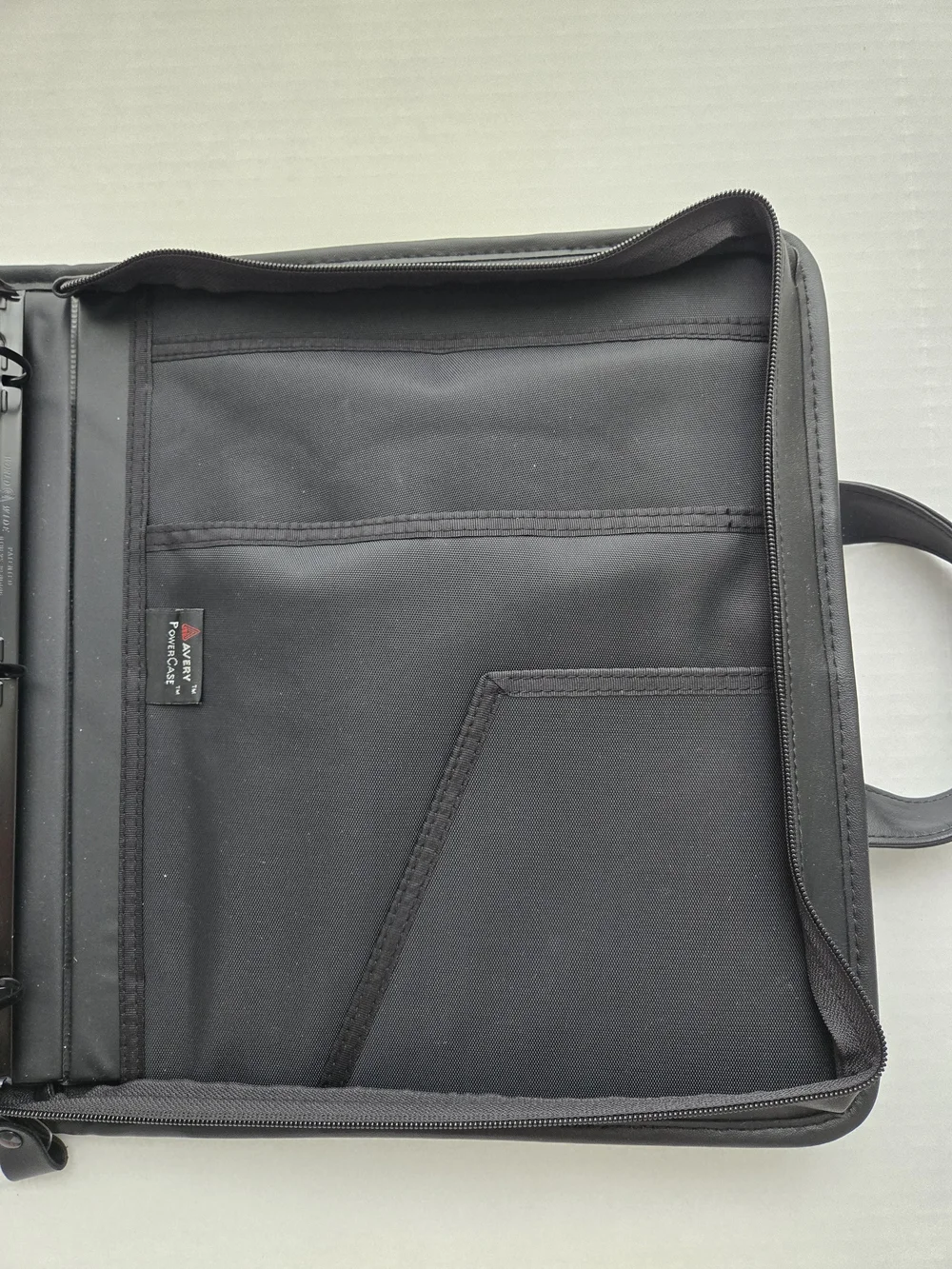 Avery Vintage Black Power Case Organizer Zipper Binder With Handles - NEW